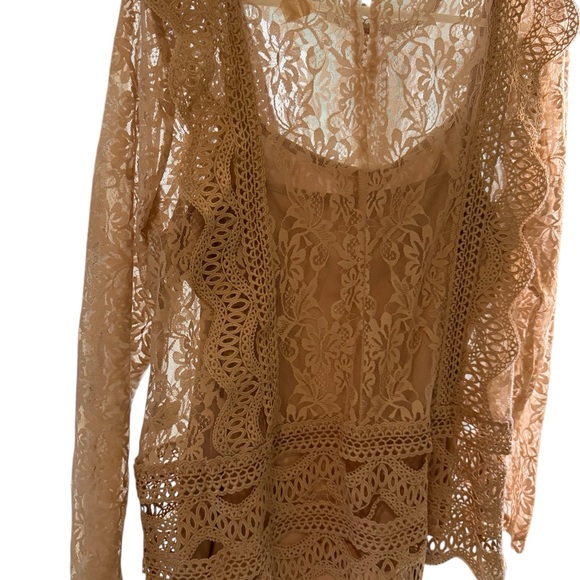 66 Adiva Lace Blouse - Soft Pink - Picture 2 of 4